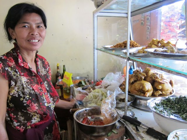 Ubud, authentic Balinese food, cheap, tasty,