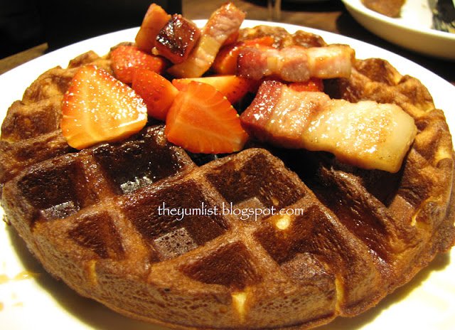 B.I.G, S.Wine, Publika, non-halal, Solar Dutamas, breakfast, brunch, bubbly brunch, pork, bacon, French toast, waffles, Kuala Lumpur