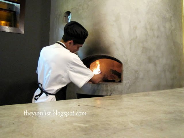 Delucca Italian Restaurant, Changkat Bukit Bintang, Best pizza in KL, wood fired oven