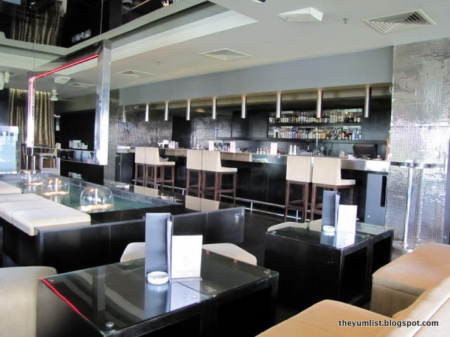 Twentyone Tables + Terrace, Bangsar Shopping Centre