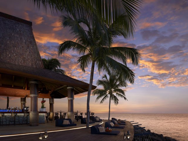 Sunset Bar, Shangri-La's Tanjung Aru Resort, Kota Kinabalu