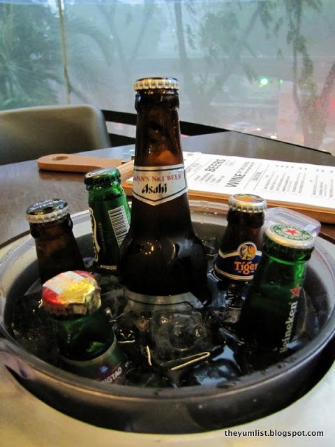 Arthur's Bar and Grill, Shangri-La, pub, booze, happy hour, Kuala Lumpur