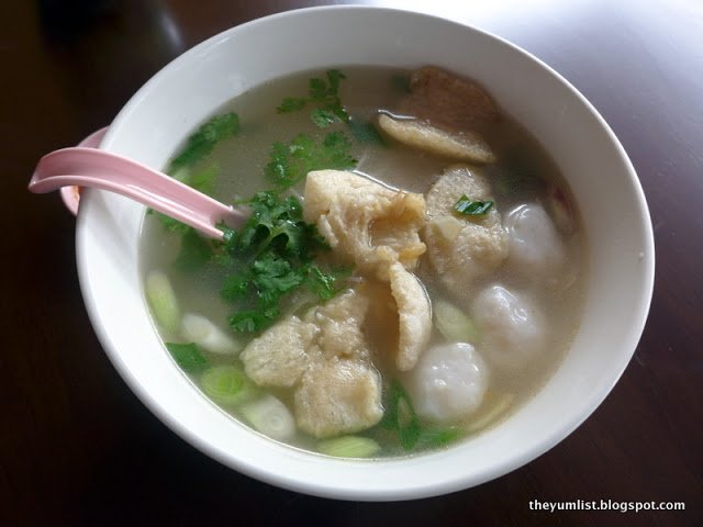 Moon Kee Section 17 Fish Head Noodles, Petaling Jaya