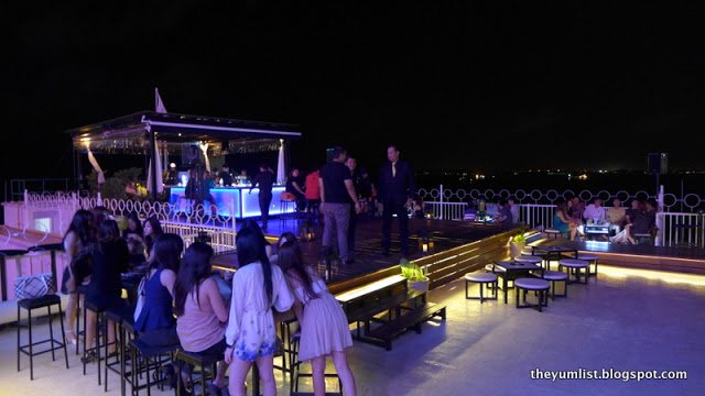 Three Sixty Degree Sky Bar, Rooftop of Bayview Hotel, Georgetown