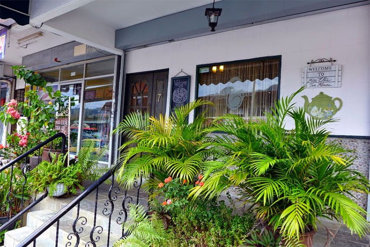 cafes in Melawati