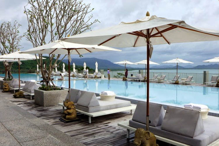 luxury resorts Phuket