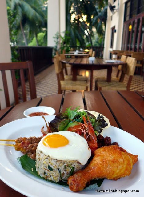 Crow's Nest Restaurant, Avilion Port Dickson