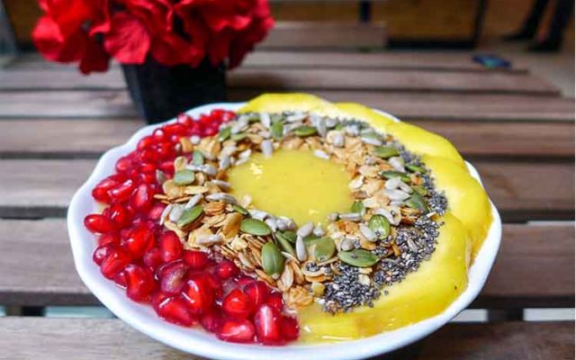 Ola Smoothie Bowls, Pavilion