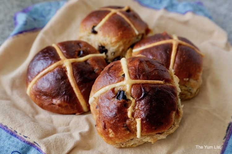 Kenny Hills Bakers Hot Cross Buns