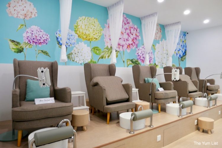 Best Manicure Pedicure KL