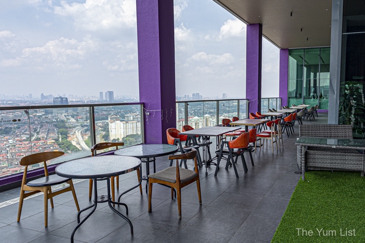 Rooftop Restaurant 1 Utama