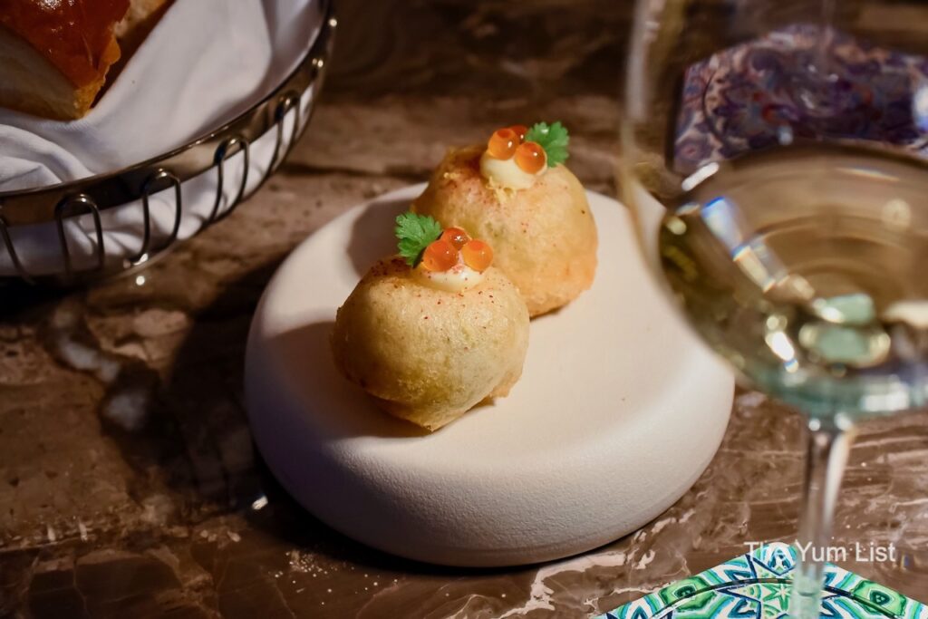 Bolinhos Crocantes de Bacalhau - Mesa by José Avillez Macau