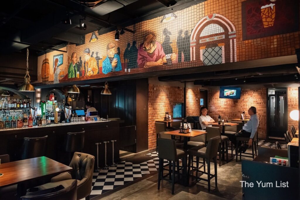 High Tables & Bar