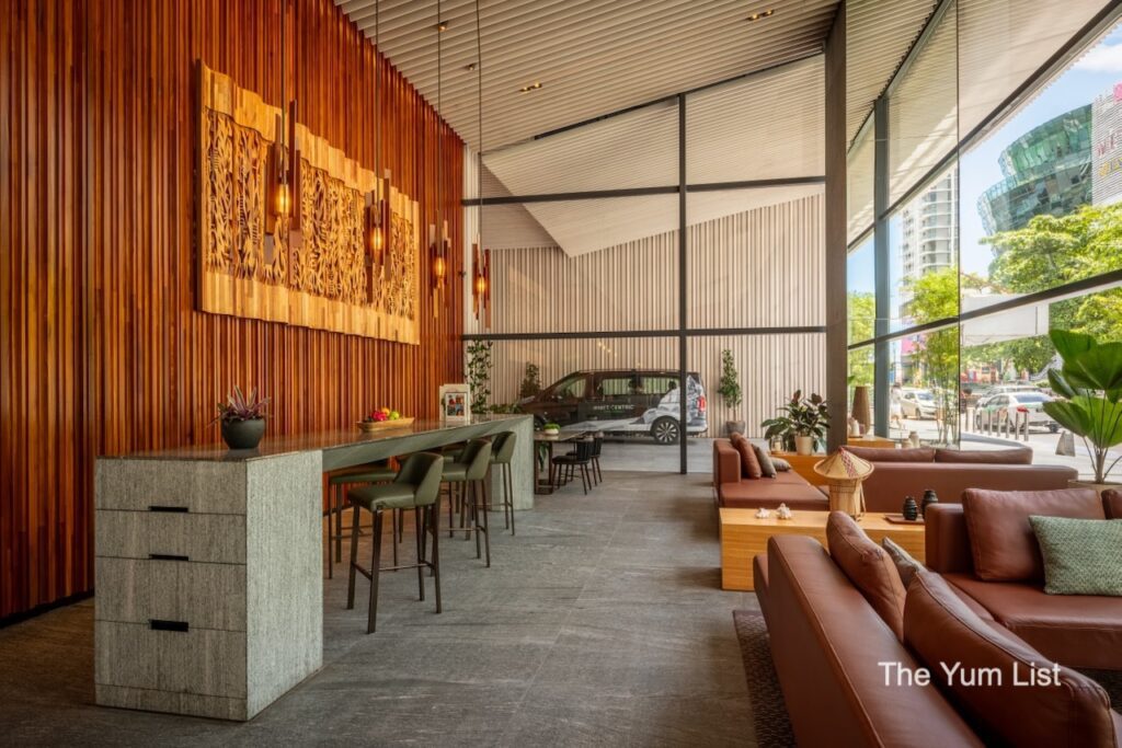 Where to stay in KK Lobby