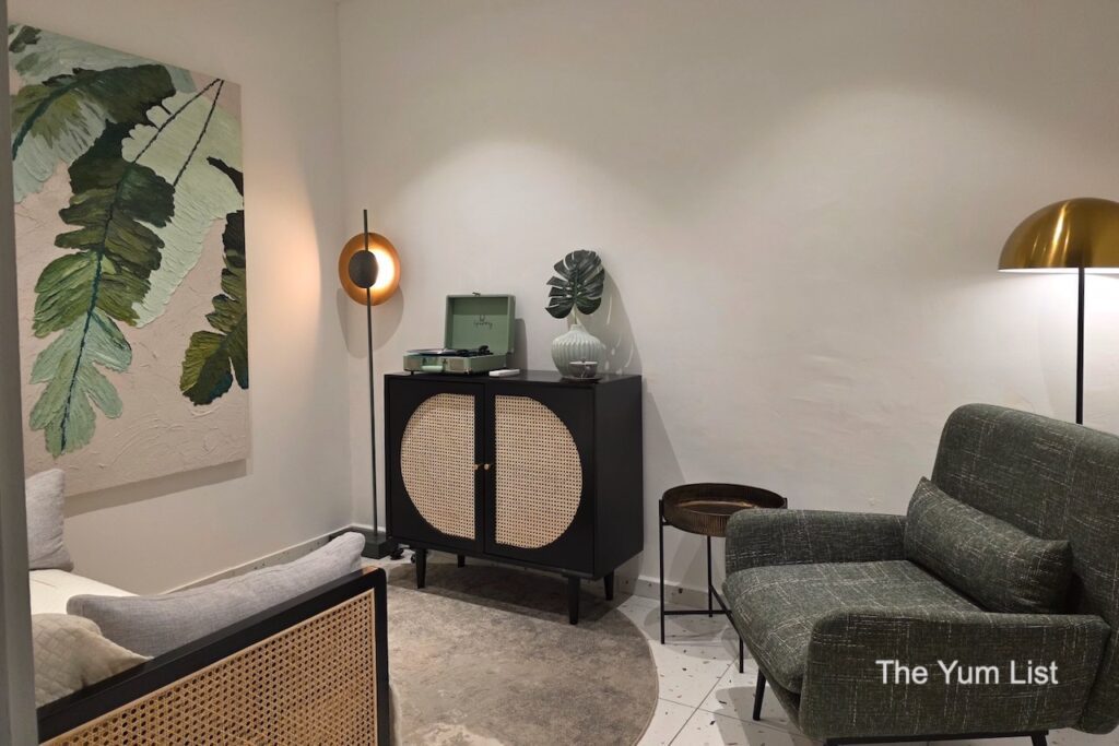 Relaxation Lounge at Astria Clinic
