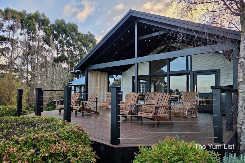 Doesn't That Deck Look Inviting?
