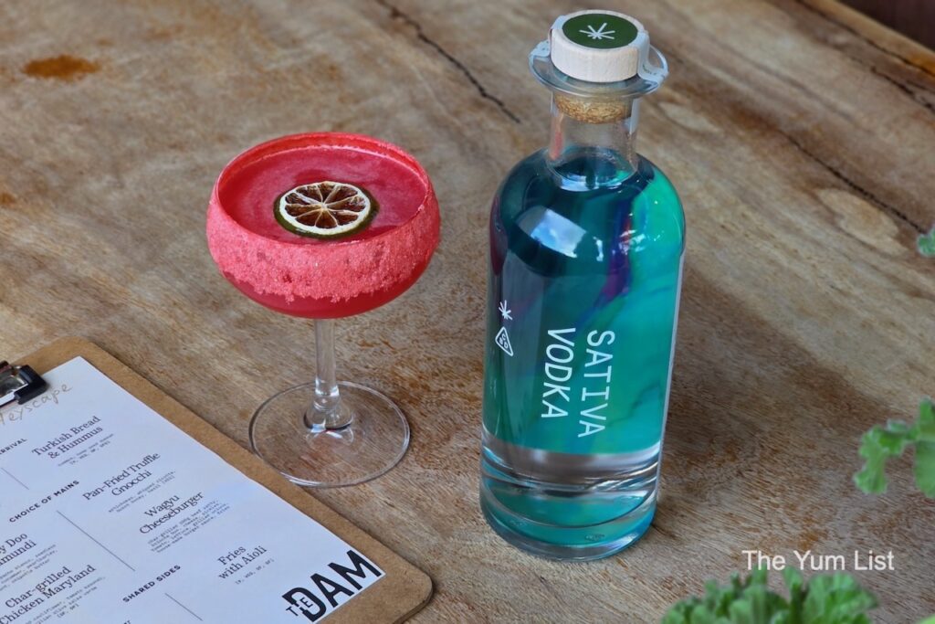 Strawberry Botanic